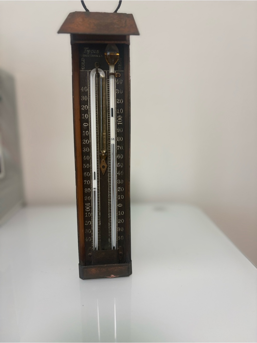 Vintage-Style Wall Thermometer Barometer in Brown and Black